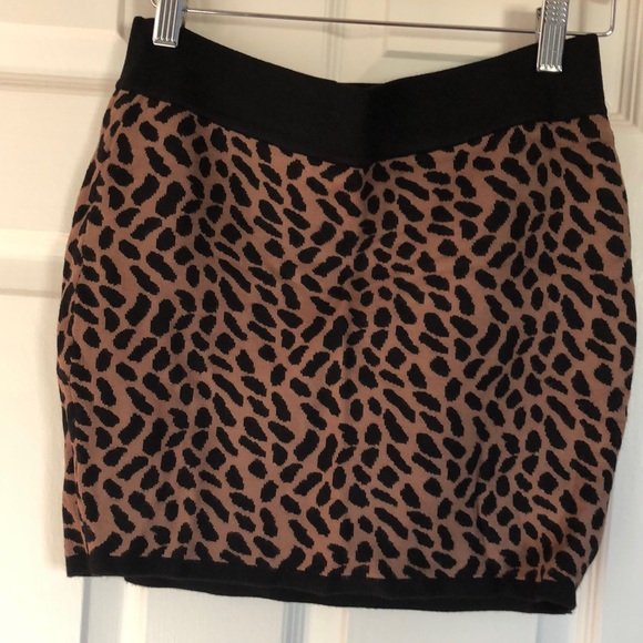 Never worn - Picture 1 of 2